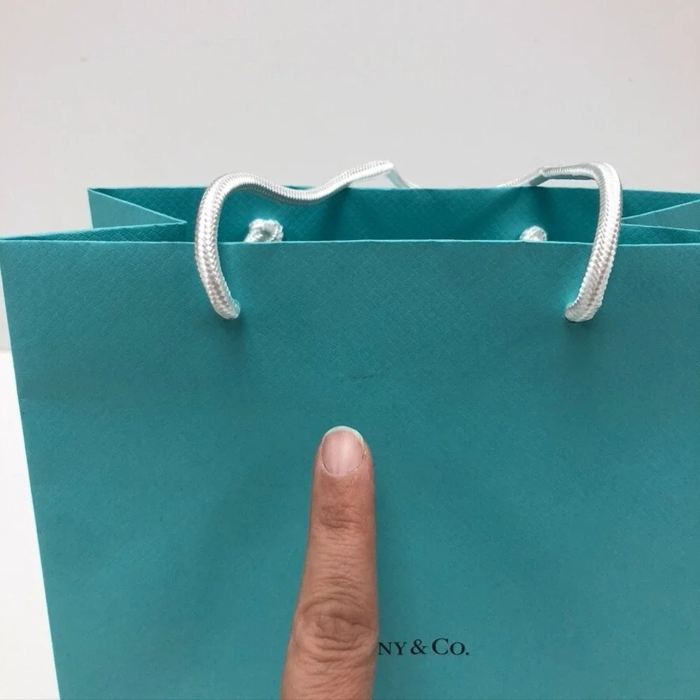 Tiffany & Co. measurements can